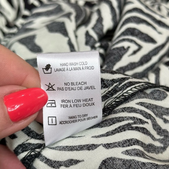 Free People x Sandrine Rose Zebra Print Short Sleeve Shirt S, Pearl Snap NWOT - Picture 7 of 10